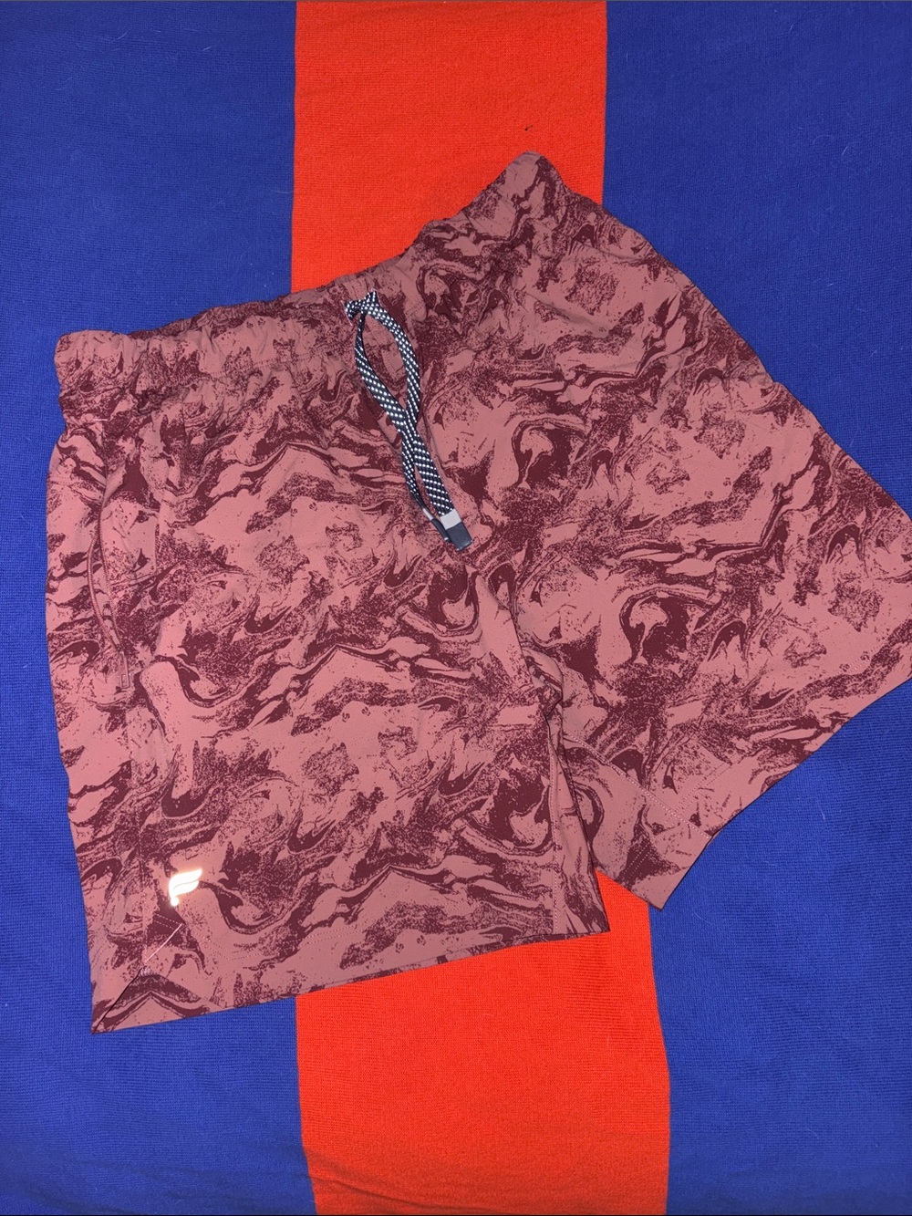 Fabletics Men’s Size Small Marbled Drawstring Swim Shorts - Dusty Rose/Burgundy